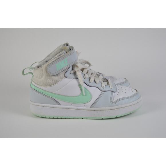 Nike Court Borough Mid 2 Sneakers Pure Platinum/Mint Youth Size 5 Pre-Owned - Picture 1 of 13